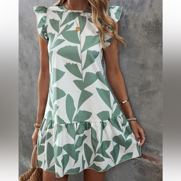 Dresses & Skirts - Green and White Leaf Print Dress